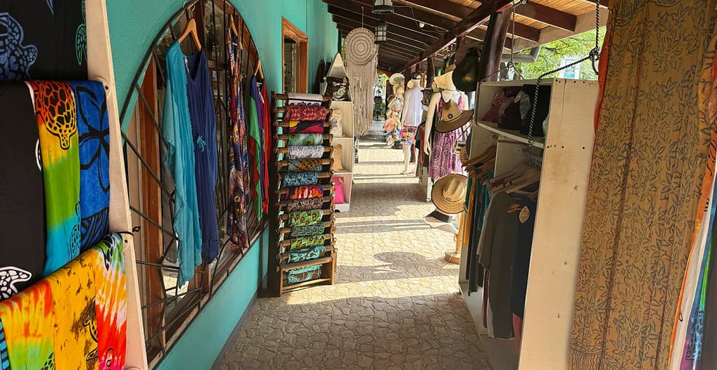 Shopping in Tamarindo