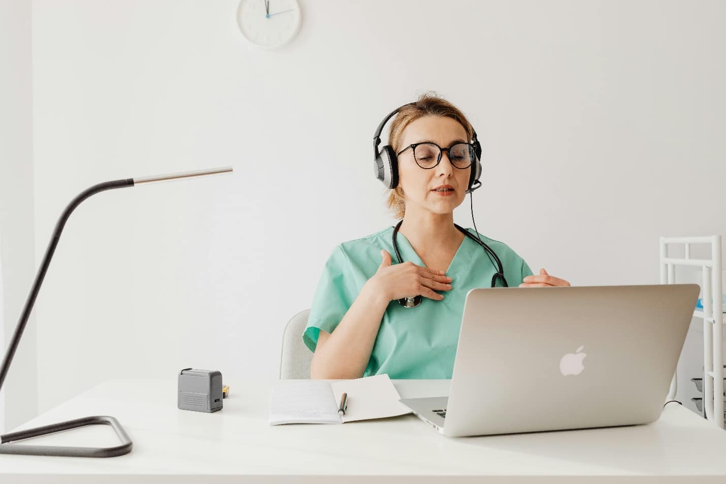 Doctor talking to a patient online