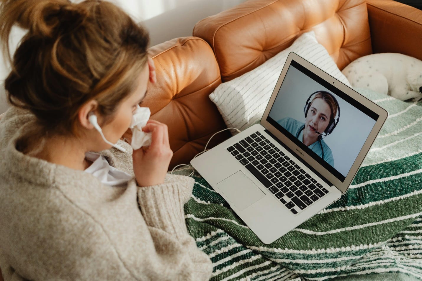 Patient talking to a doctor online