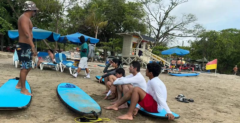 Tamarindo Surf Lessons