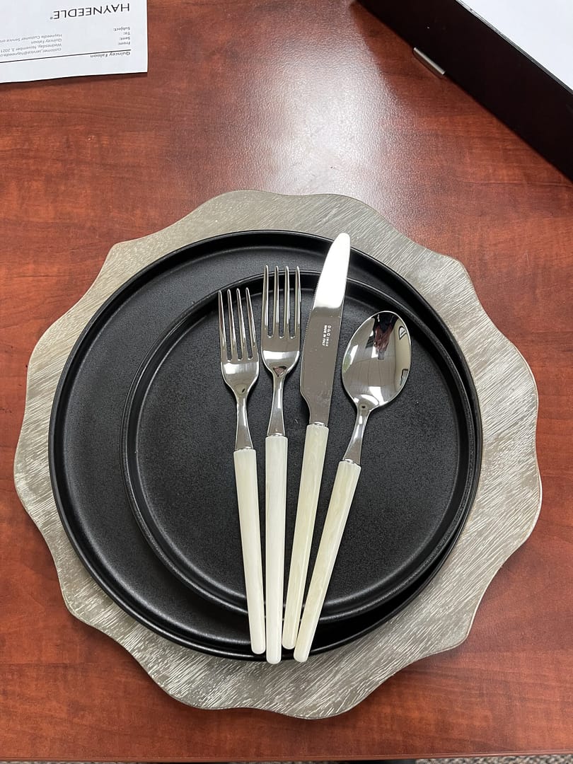 Stiletto Blonde Horn - Image 7