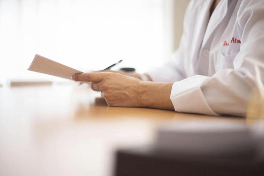 A doctor providing online care for a yeast infection.