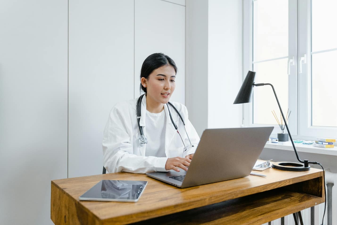 Doctor talking to a patient